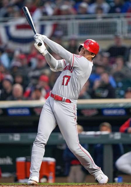 大谷翔平　１４勝目翌日に１０戦連続安打　２点適時打で追いつく　シーズン９２打点