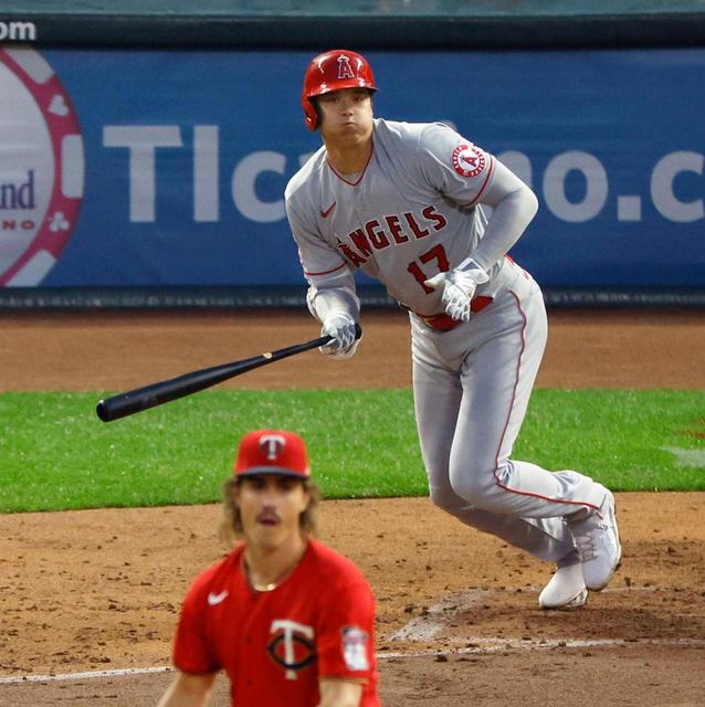 大谷翔平、１０戦連続安打　同点２点適時打もチーム守乱３失策完敗