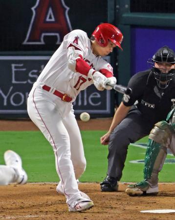 大谷、１３試合連続安打菊池は無失点、ジャッジ６１号