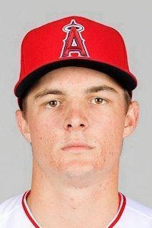 大谷同僚モニアックに再び悲劇　スイングの際に左手ボール当たり負傷　悔し涙　８月にはバントで指骨折