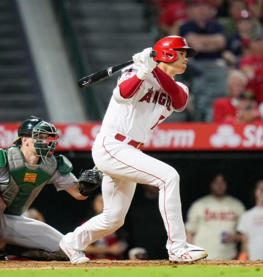 大谷翔平 104年ぶり「10勝10HR」達成試合チケット 2022年8月9日 - メルカリ