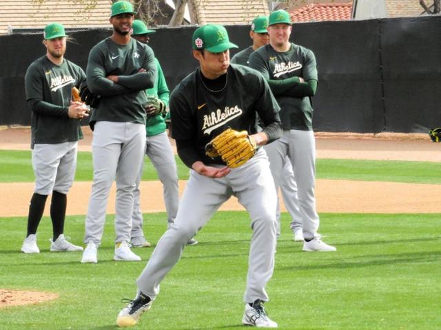 アスレチックス・藤浪 充実の守備練習 指揮官は前日ブルペン高評価「武器がある」