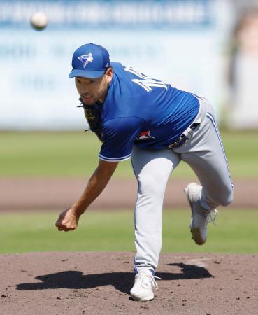　パイレーツ戦に先発し、３回無安打無失点と好投したブルージェイズ・菊池＝ブラデントン（共同）