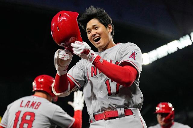 エンゼルス・大谷　２戦連発　確信歩き１３１メートル弾！３連勝呼んだ　試合前にはイチロー氏とも再会、両手で握手