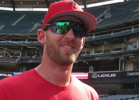 　エンゼルス・テイラー・ウォード