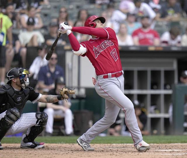 大谷翔平　日米自己初の３打席連発ならず　四球に敵地は投手に不満の声　１年ぶり２打席連発にどよめく