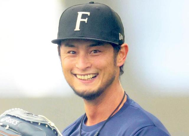 渡辺謙が始球式！ダル「感動」の抱擁