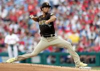 　先発したダルビッシュ（ゲッティ＝共同）