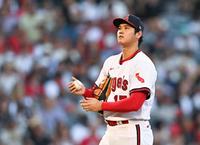 　４回、先制ソロ本塁打を浴びた大谷