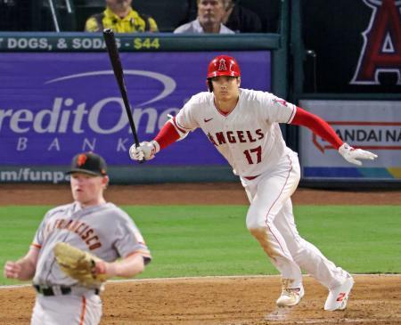 千賀は6回2失点で8勝目 大谷は2安打、吉田1安打