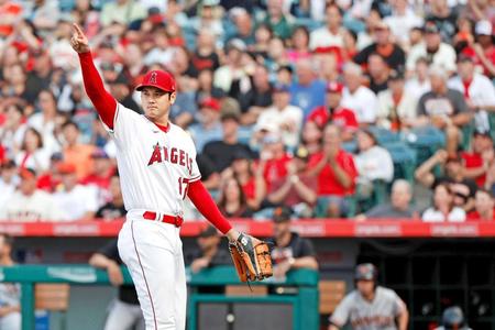 　ジャイアンツ戦に先発したエンゼルス・大谷。１０勝目を挙げ、２年連続での「２桁勝利、２桁本塁打」を達成した