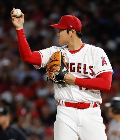 大谷、右肘手術に踏み切るか　経験者語る、２度目は慎重に