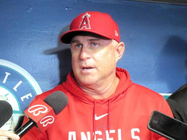 大谷翔平の右脇腹けが長期化　指揮官が本音「もどかしい」　出場可否は選手の感覚重視を強調