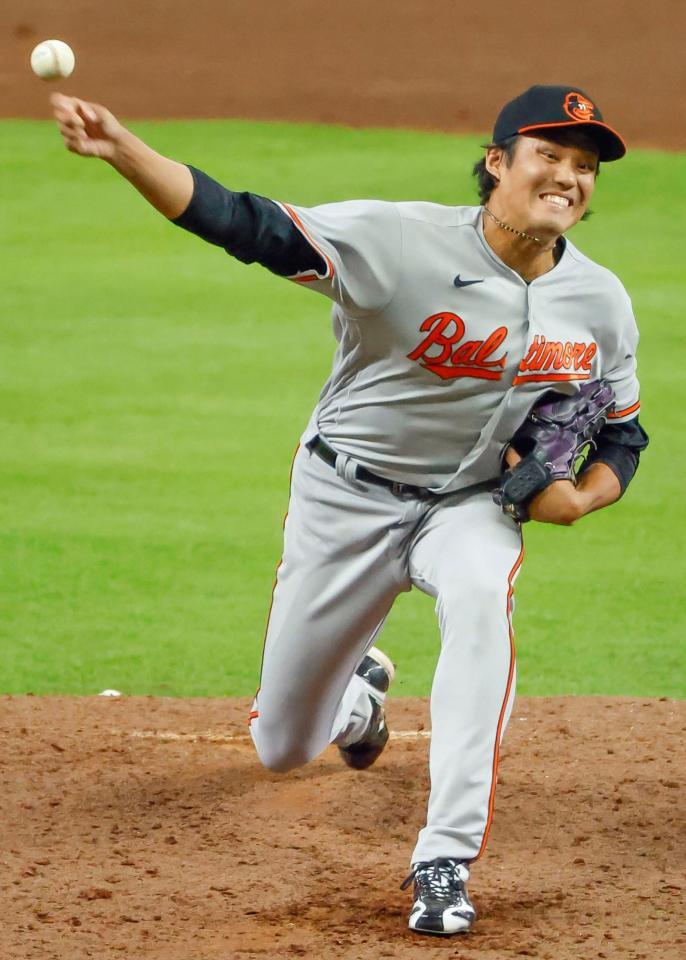 　６回に登板し、１／３回を３安打３失点だった藤浪