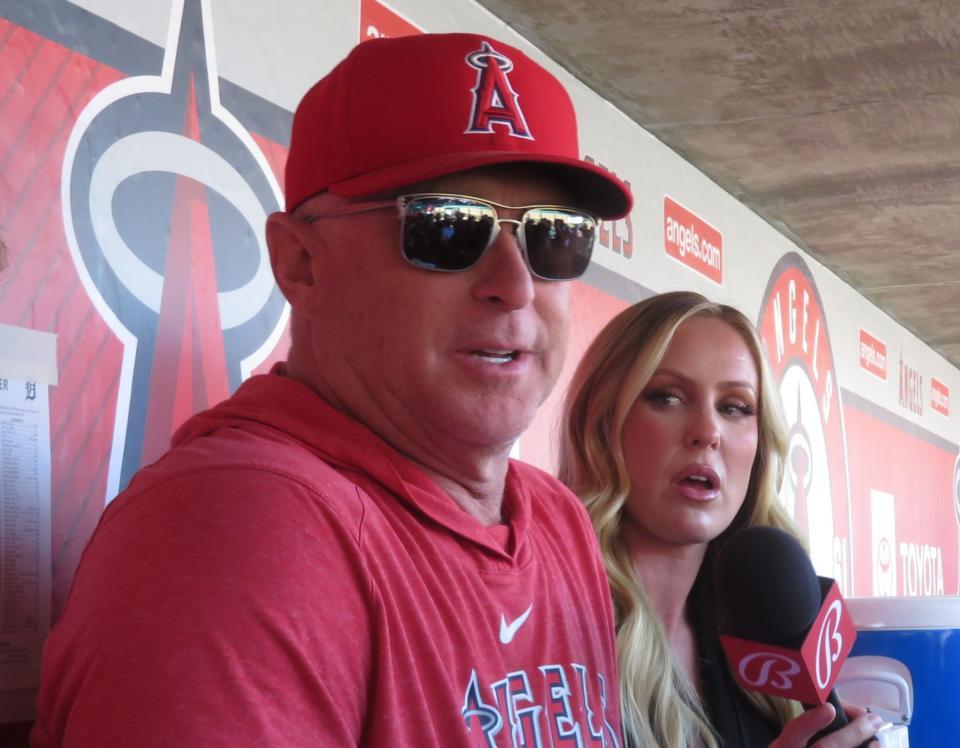 　大谷の現状を語るネビン監督（撮影・小林信行）