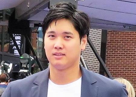 大谷翔平が韓国入りに際し　女性と寄り添う姿をＳＮＳにアップ