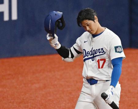 　２回、大谷が空振り三振に倒れる