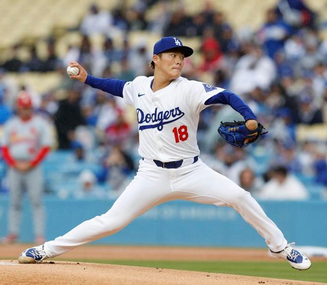 山本由伸が本拠地デビュー戦でいきなり3者連続K 4回無失点で