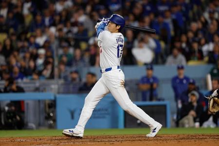 大谷翔平「長かったな」開幕から９戦、４１打席目の一発に「まず１本出て安心してるのが率直なところ」記念球は手元に