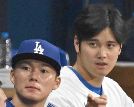 【写真】グラウンドでの大谷＆山本２ショット　自然体が逆に美しい