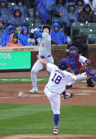 　３回、今永（１８）と対戦し三邪飛に倒れるドジャース・大谷（共同）