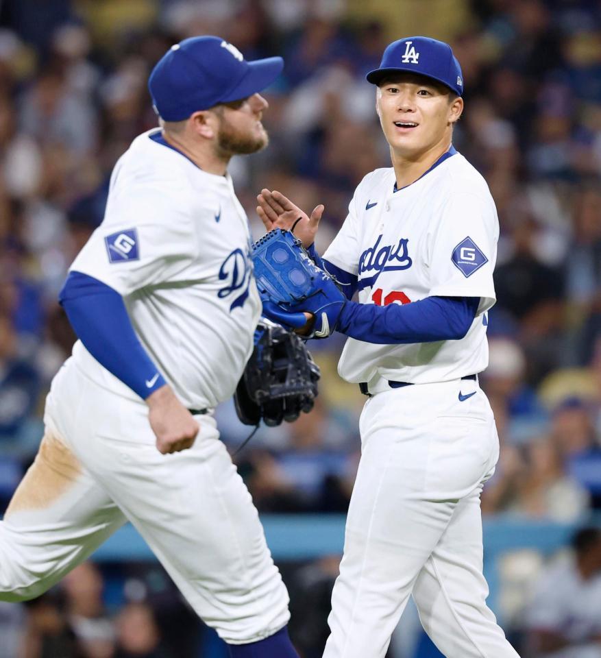 　先発し、８回を５安打２失点で４勝目を挙げた山本