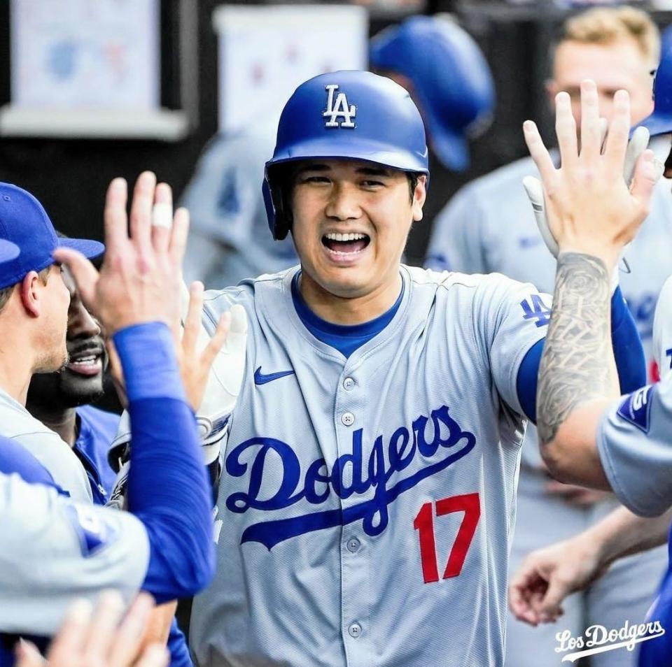 　初回、２４号先頭打者アーチを放った大谷（ロサンゼルス・ドジャース提供）