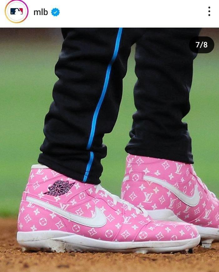 　ＭＬＢの公式インスタグラム＠ｍｌｂより