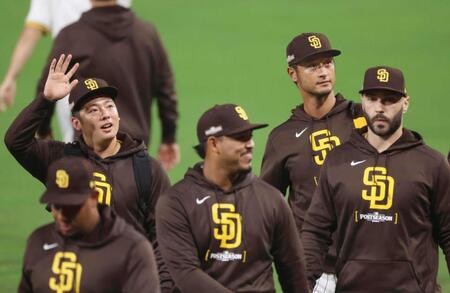 ＭＬＢワイルドカードシリーズ開幕　パドレス先勝で地区Ｓ進出王手　ダルビッシュ、松井は登板なし