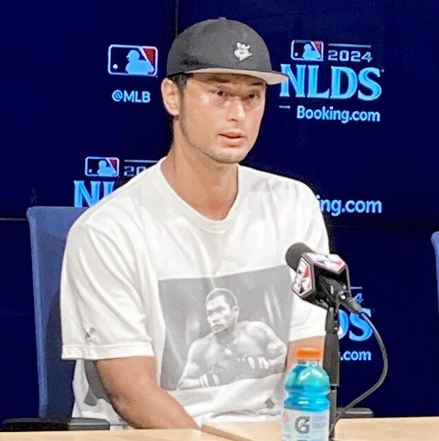 ダルビッシュ 試合後会見中のTシャツに米メディア注目「僕の義理の兄
