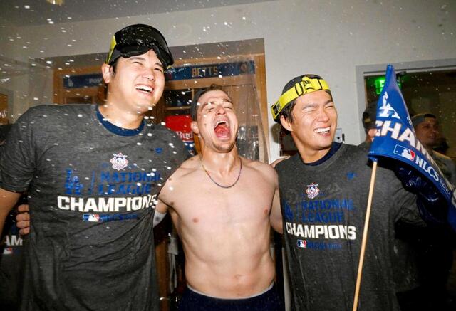 12球団全選手カラー名鑑 2017 山本由伸ルーキーイヤー 前代未聞