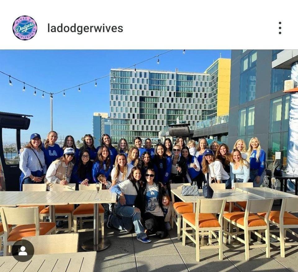 ドジャース奥さま会のインスタグラム（＠ｌａｄｏｄｇｅｒｗｉｖｅｓ）から