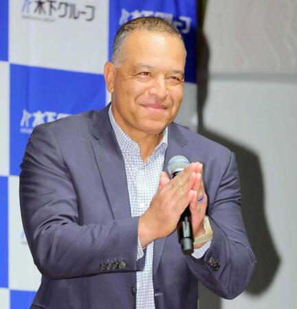 ドジャース・ロバーツ監督　大谷翔平の二刀流開幕「難しい」　開幕シリーズは打者専念明言