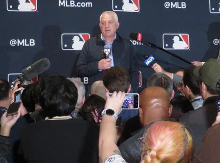 佐々木朗希 交渉解禁２０球団以上ラブコール！“２５歳ルール”追い風　週明けから面談開始、ド軍編成本部長「最優先事項」