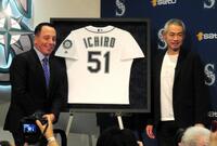 マリナーズ 殿堂入りイチロー氏の背番号「51」を永久欠番に
