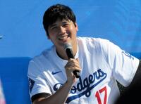 　トークショーで質問に答える大谷（撮影・小林信行）