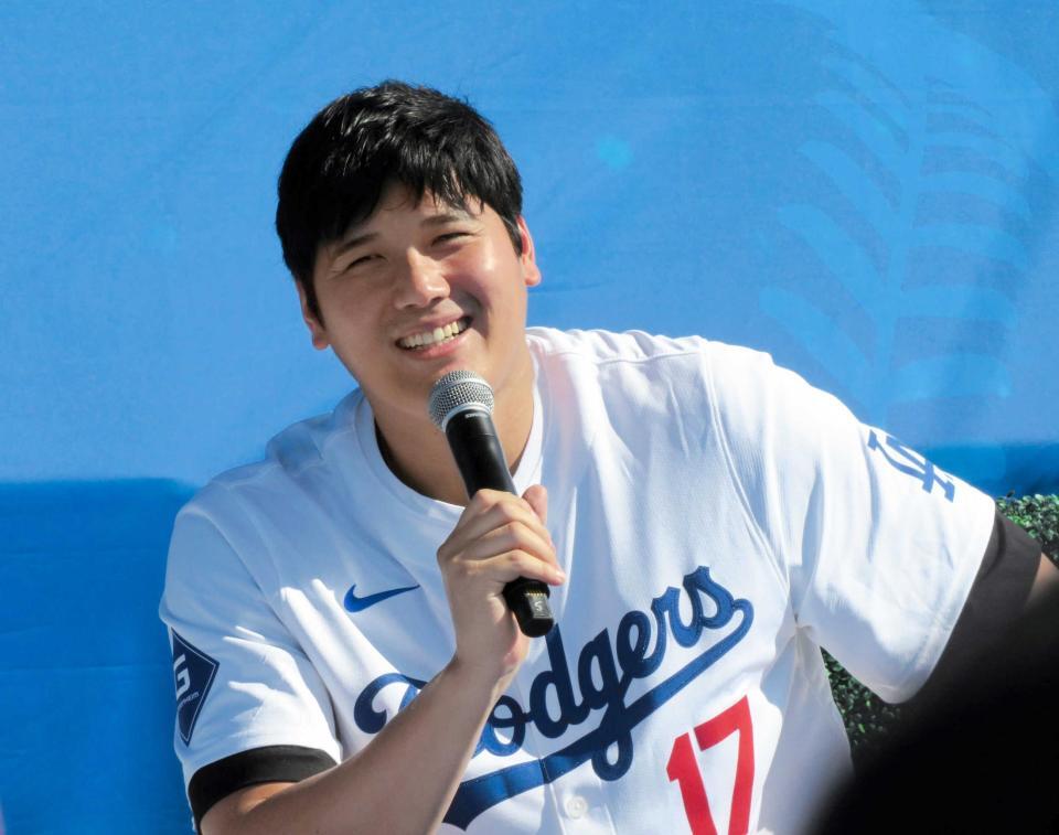 　トークショーで質問に答える大谷（撮影・小林信行）