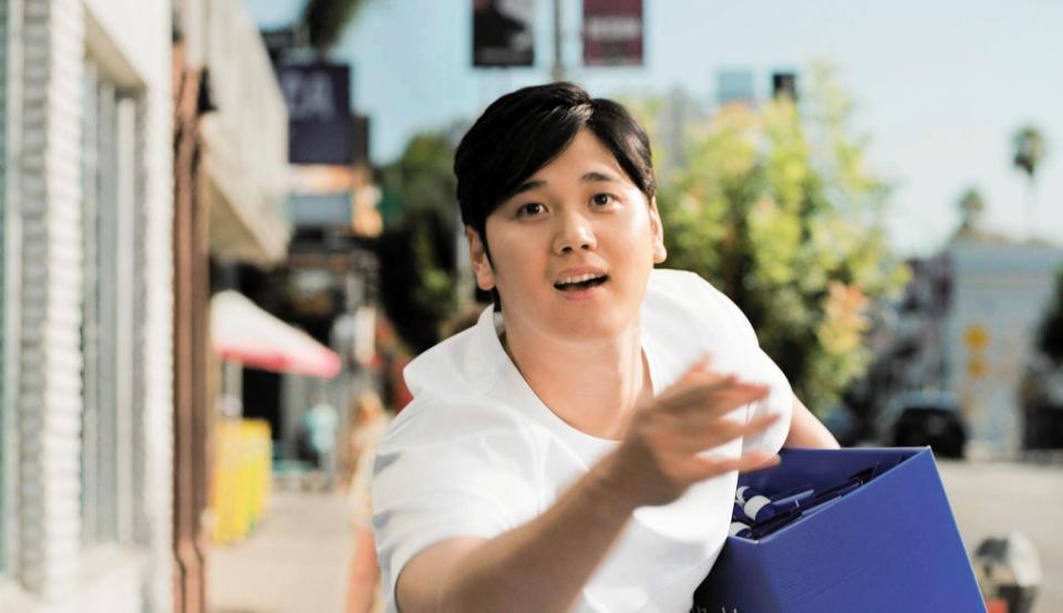 　雪肌精の新ＣＭ「Ａｒｅ　Ｙｏｕ　Ｒｅａｄｙ？」篇より