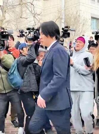 水原一平被告は禁錮４年９カ月　求刑通りで情状酌量はなし　大谷翔平に約２６億円賠償命令　収監は３月２４日　謝罪の言葉も