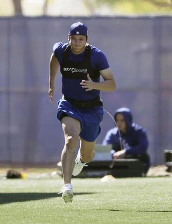 ドジャース・大谷　走力の向上に注力　笑顔で全力疾走