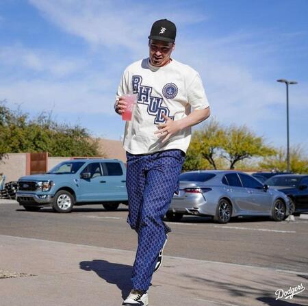 　キャンプ施設に入るスネル（ロサンゼルス・ドジャース提供）