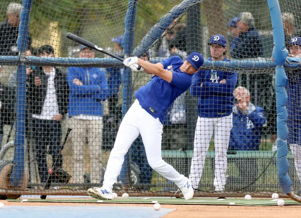 　フリー打撃を行う大谷