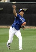 　キャッチボールを行う大谷（撮影・小林信行）