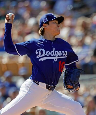 　カブス戦に先発した山本（共同）