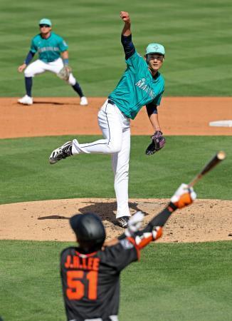 マリナーズ藤浪、課題の制球難　先頭死球から４失点で散々