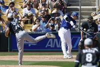 　４回、中前打を放つ大谷