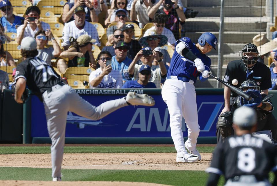 　４回、中前打を放つ大谷