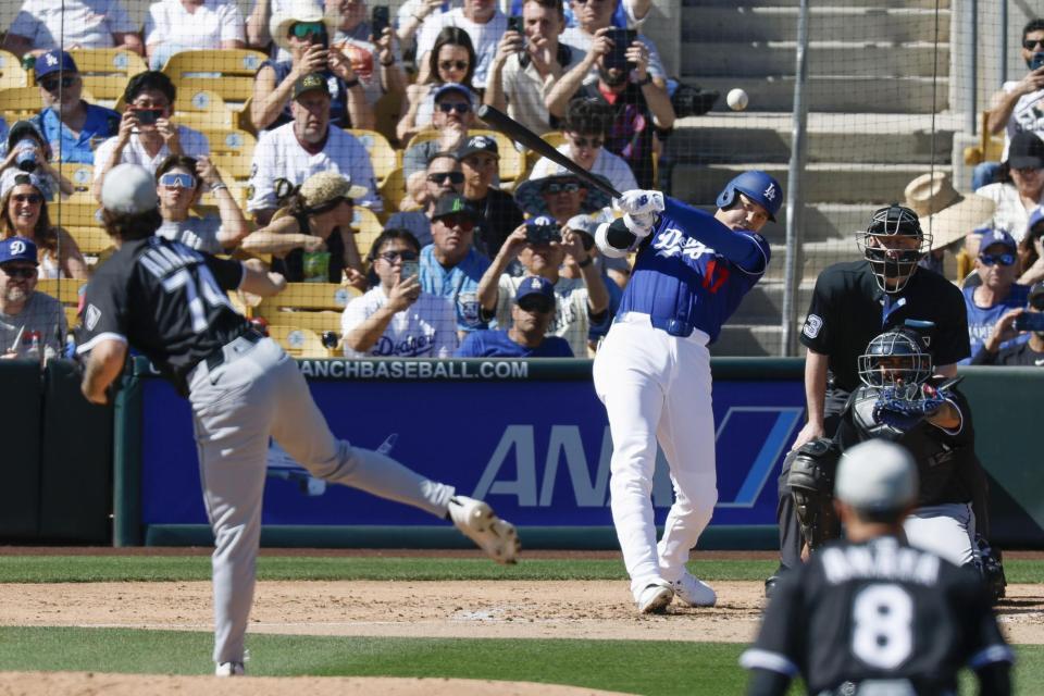 　４回、中前打を放つ大谷
