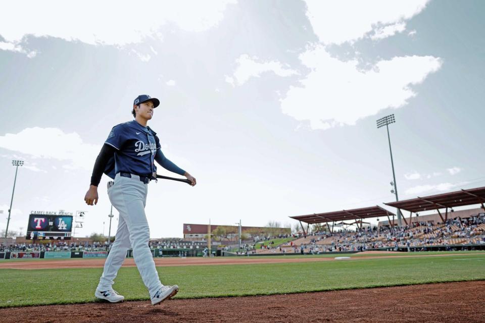 　レンジャーズ戦に臨むドジャース・大谷（共同）