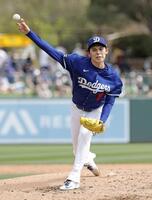 　ガーディアンズ戦でオープン戦に初先発し、４回１安打無失点だったドジャース・佐々木＝グレンデール（共同）